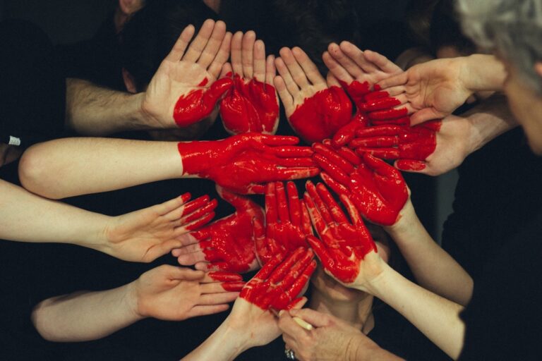 A Química do Amor: Entendendo as Fases do Relacionamento Amoroso