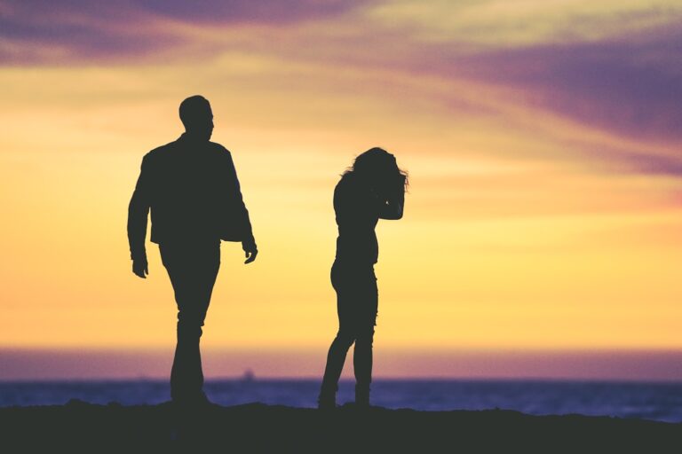 Como Manter Relacionamentos Saudáveis com Equilíbrio Emocional